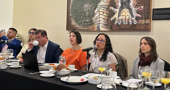 especialistas