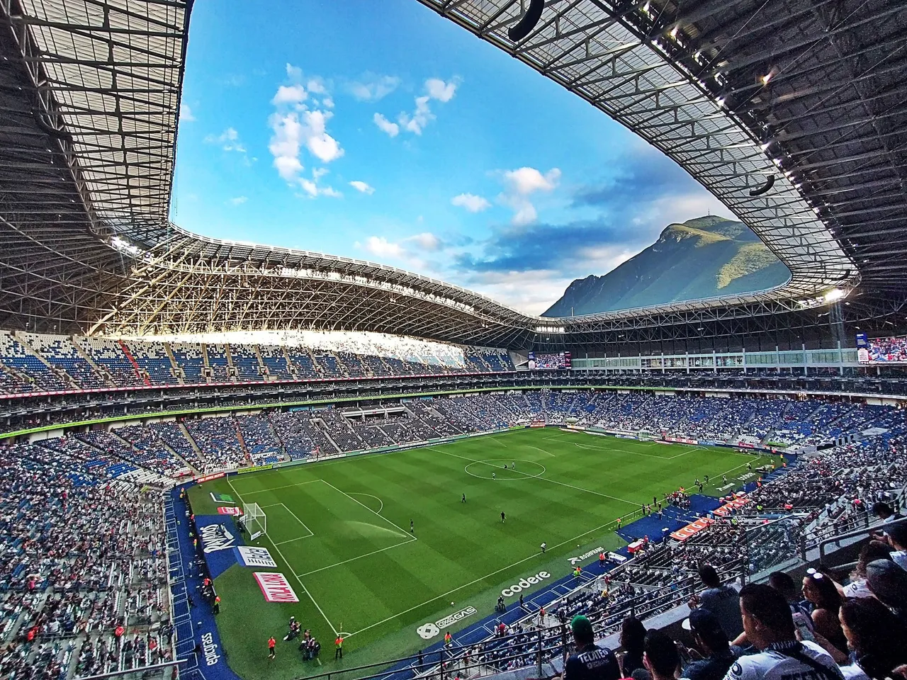 estadio de rayadops