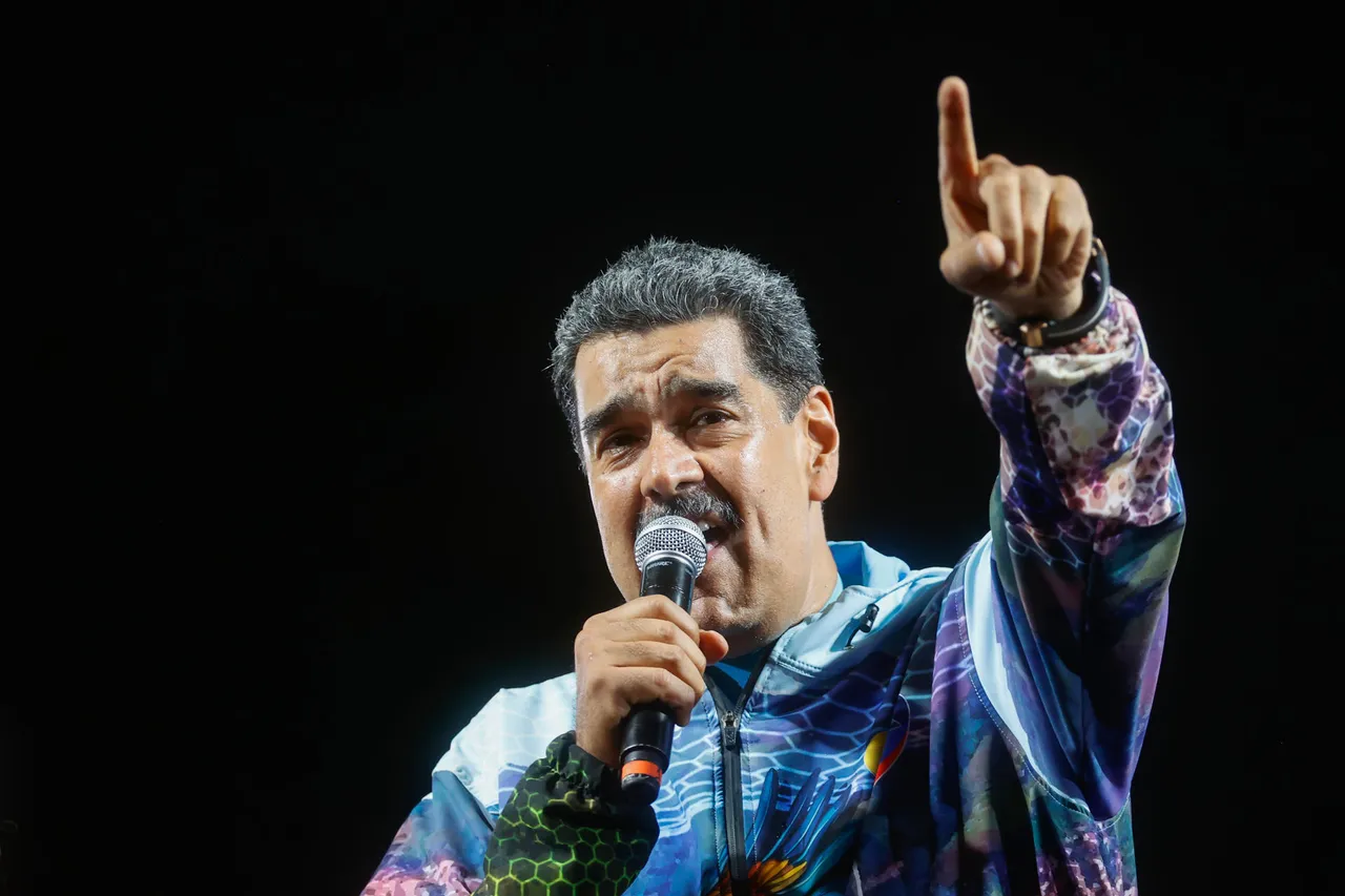 Maduro asegura que millones de venezolanos lo respaldaron en actos por comienzo de campaña