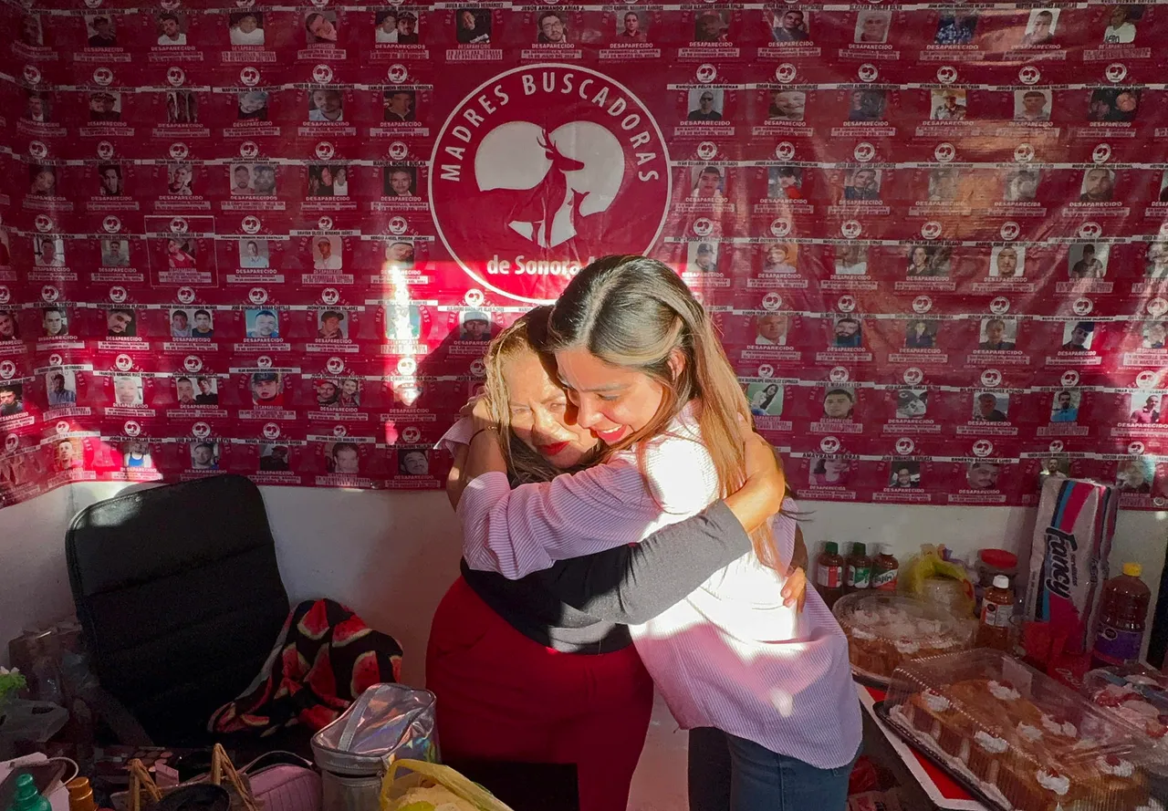 Colectivo Madres Buscadoras celebran posada con hijos de desaparecidos en norte de México