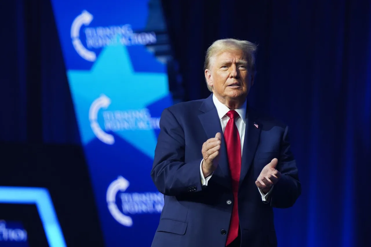 Conservatives attend the People&#8217;s Convention in Detroit