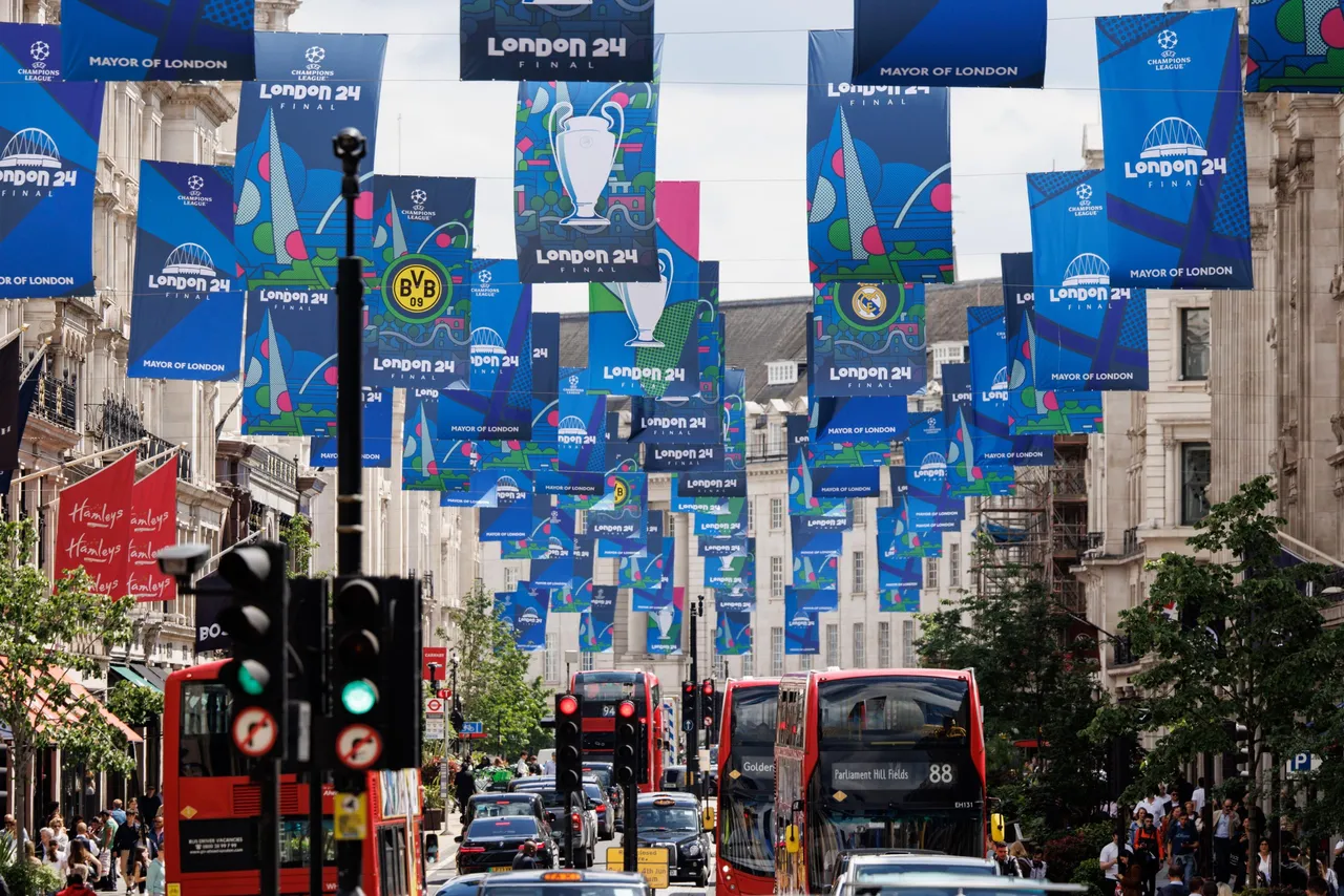 London prepares for the Champions League Final
