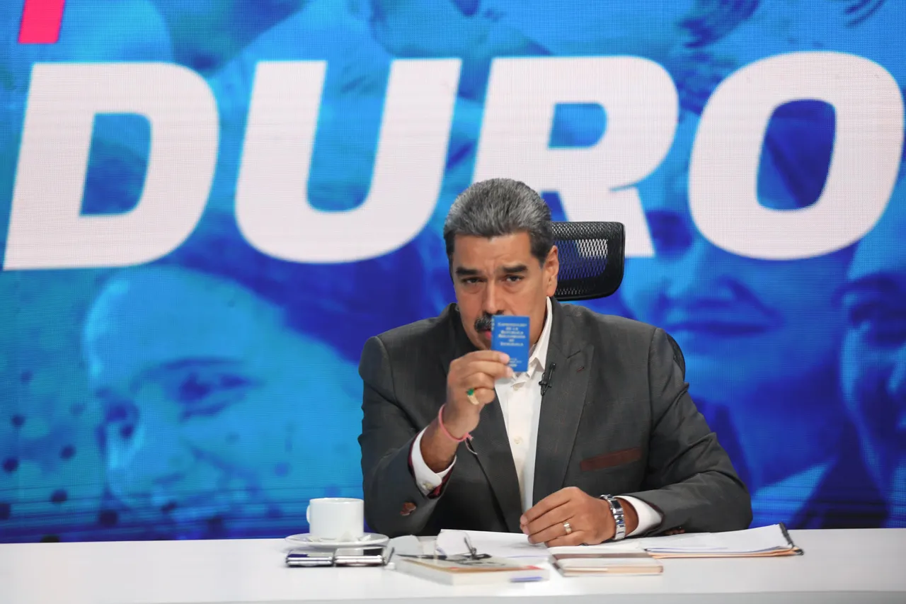 Nicolás Maduro jura que a Venezuela &#8220;no la toca nadie&#8221;