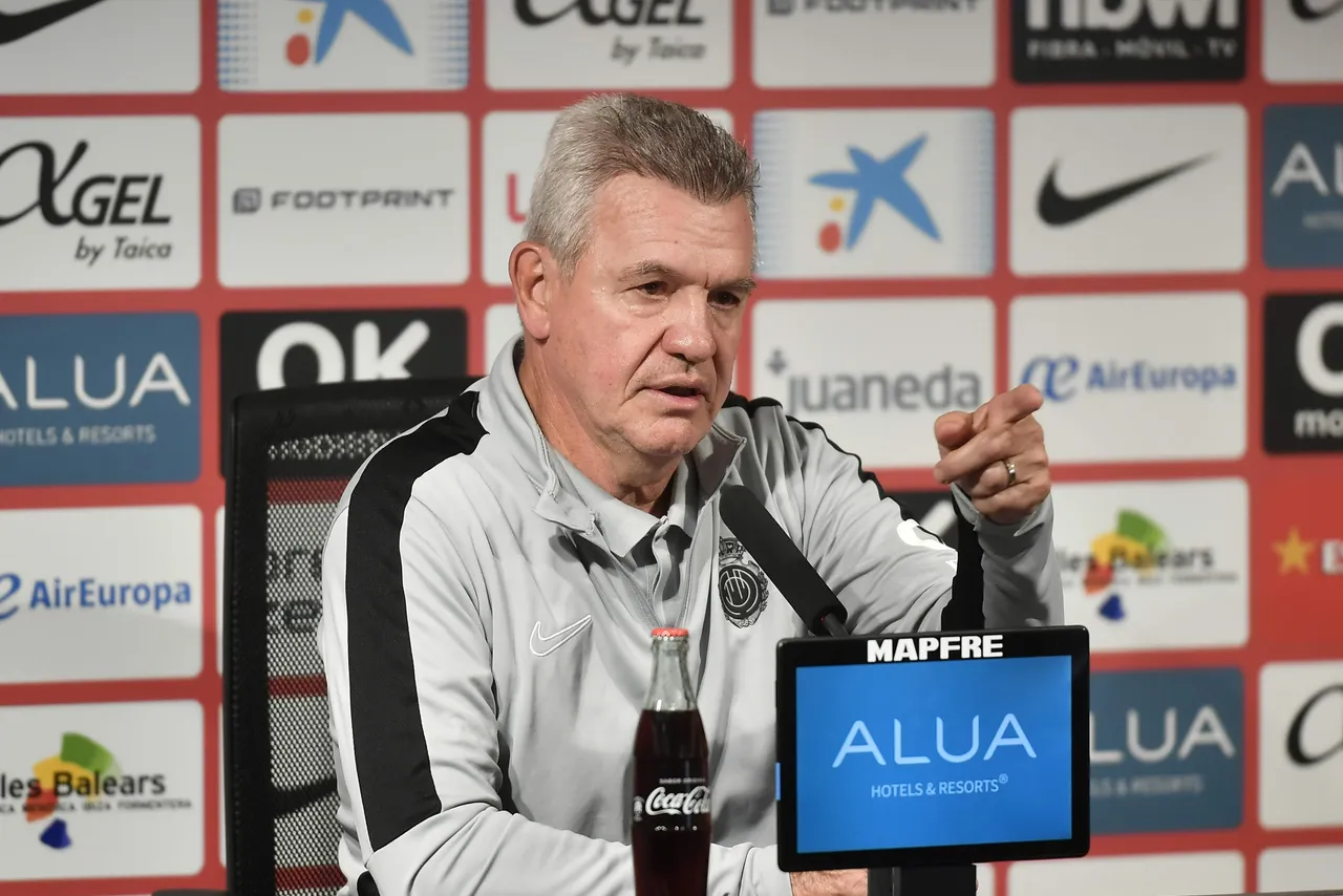 RUEDA DE PRENSA DE JAVIER AGUIRRE