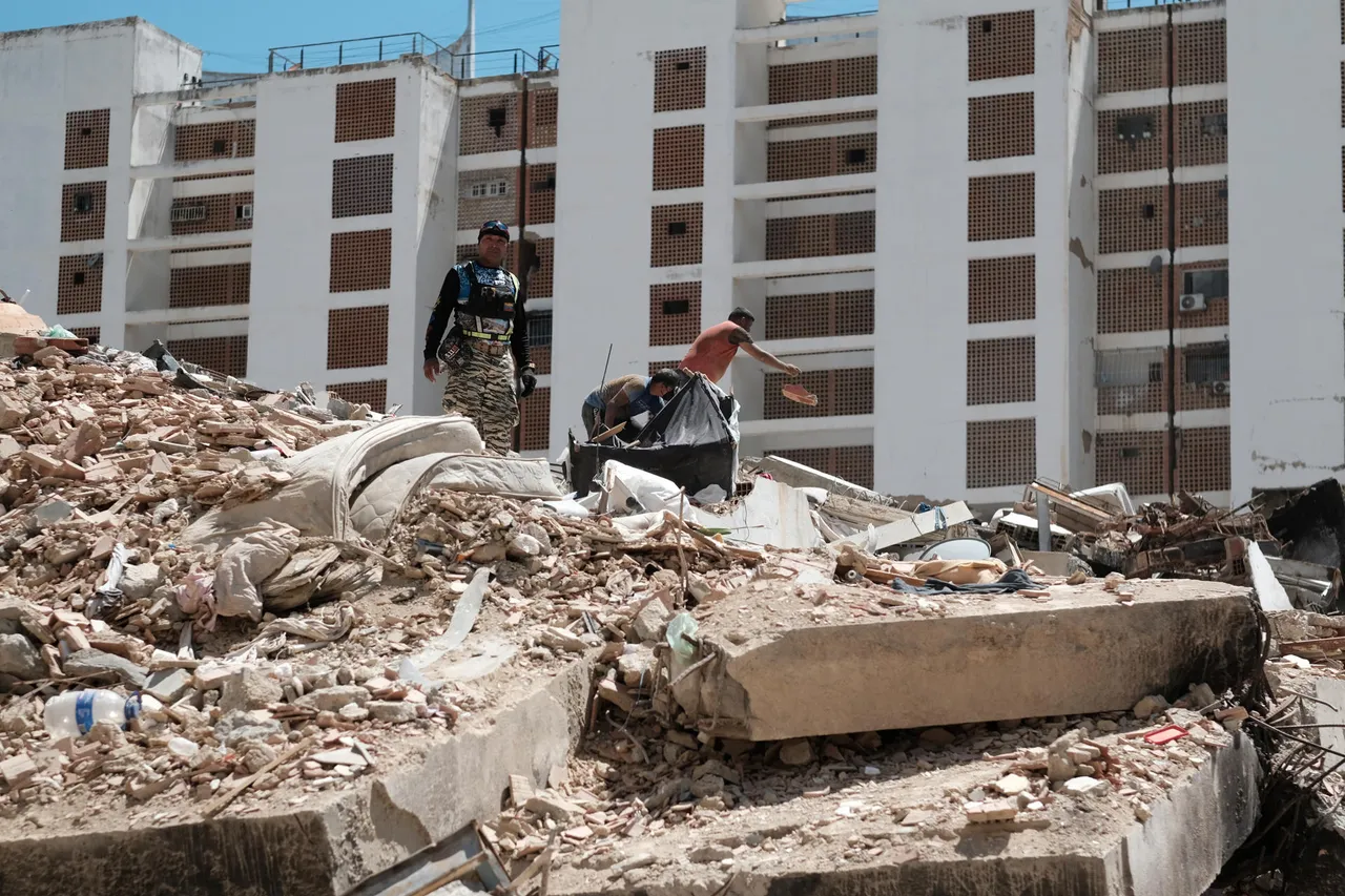 Sube a 3 mil 811 la cifra de muertos por los terremotos en Venezuela