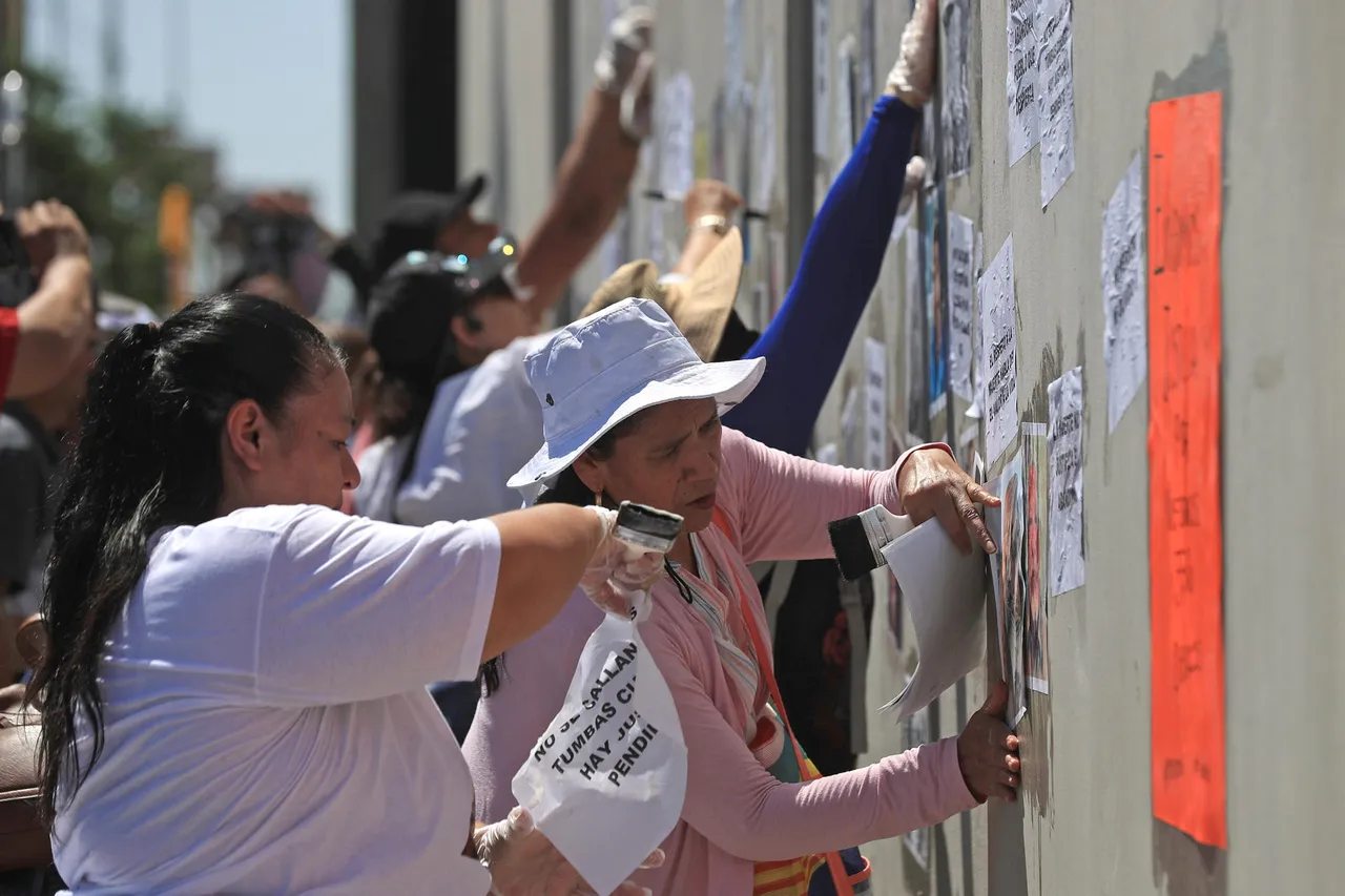 Familiares de las víctimas de un crematorio en mexicana Ciudad Juárez exigen transparencia