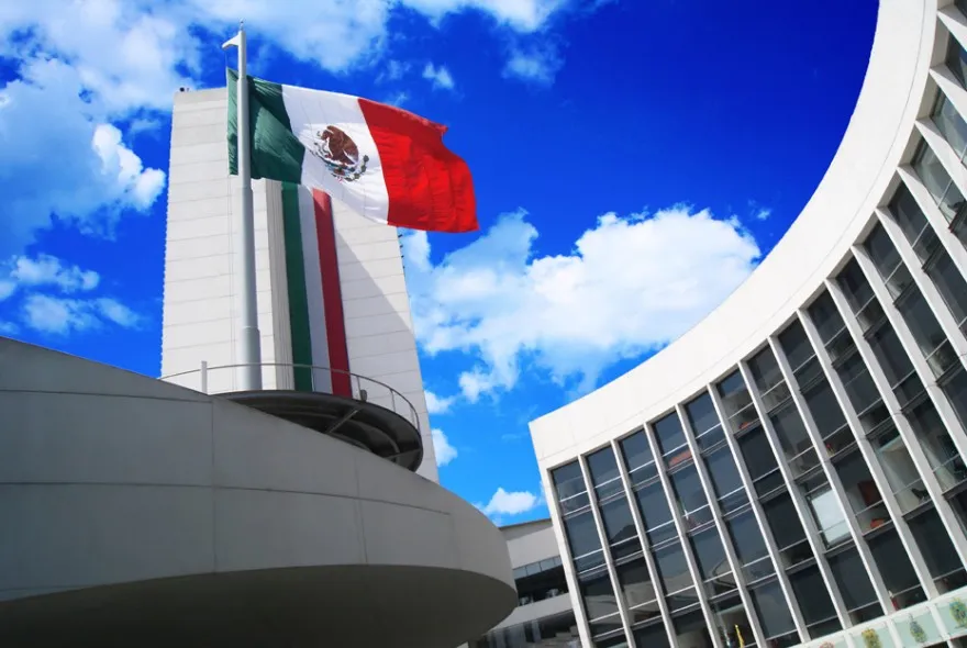 Disciplina fiscal y humanismo mexicano son la fortaleza económica del país asegura Morena en el Senado