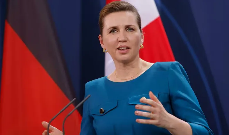 Mette Frederiksen mantiene una postura firme ante las presiones internacionales sobre el territorio autónomo