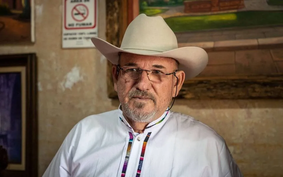 Hipolito mora