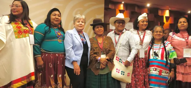 indigenas
