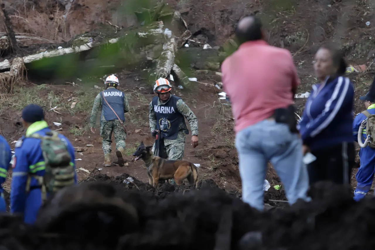Angustia y destrucción en Huauchinango, un municipio golpeado por las lluvias en México