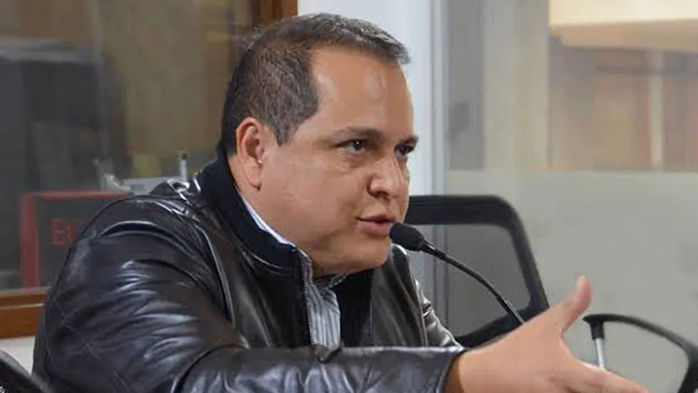 luis