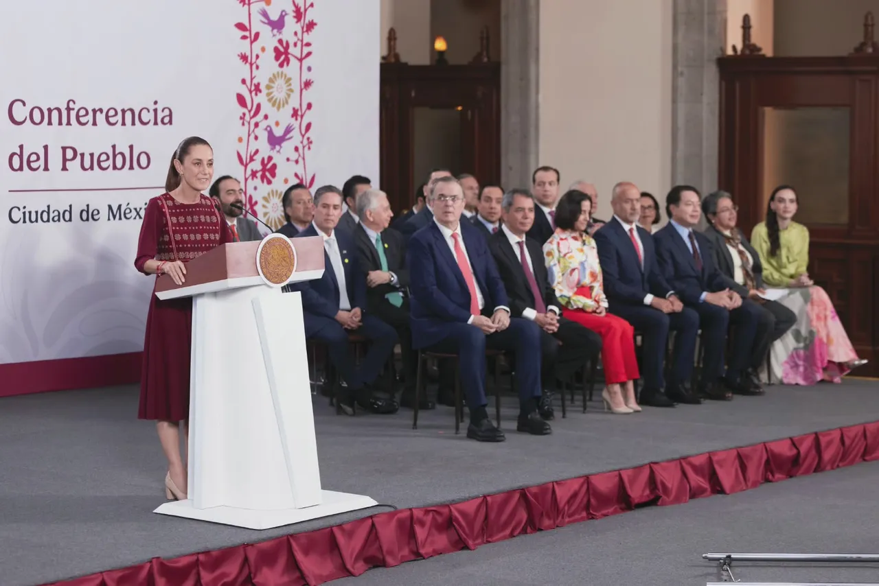 Gobierno y sector privado acuerdan fortalecer la producción de acero en México