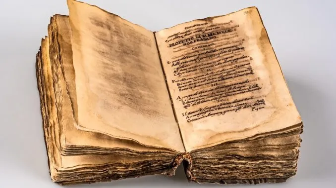 Alemania deuelve a Italia manuscrito de Nostradamus