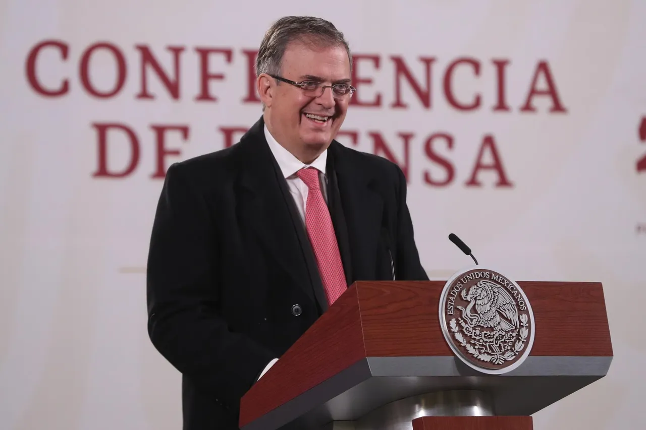 MARCELO EBRARD 55