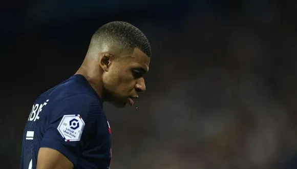 mbappe barza al