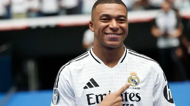 mbappe por dia 1