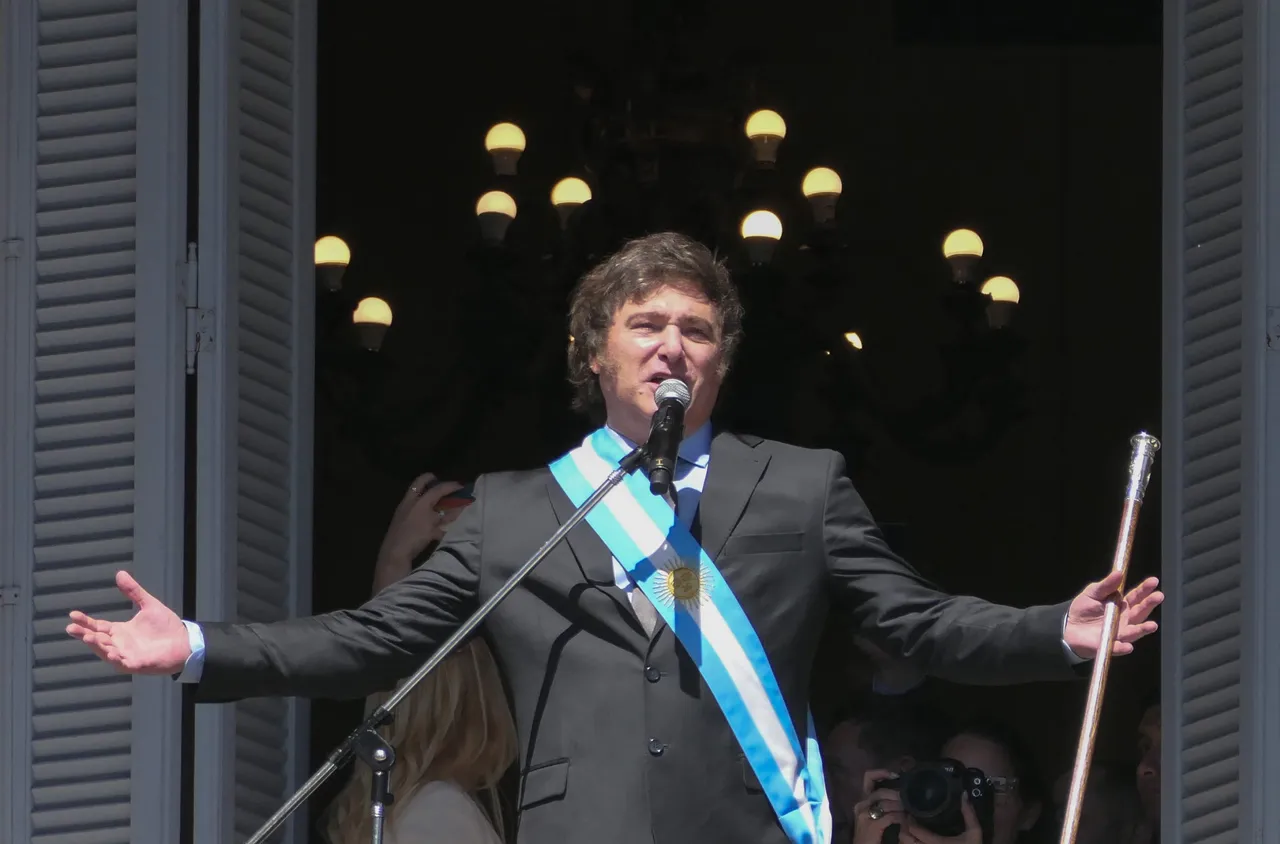 Javier Milei pisa la Casa Rosada por primera vez como presidente de Argentina