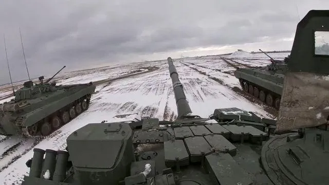 militares