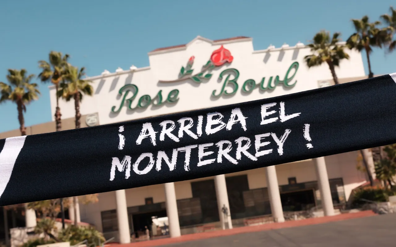 monterrey rose bowl