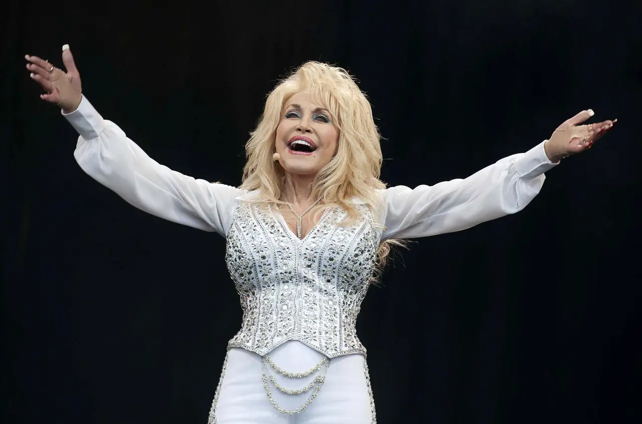 Muere Dolly Parton a los 80 años, leyenda de la música country | FOTO EFE 