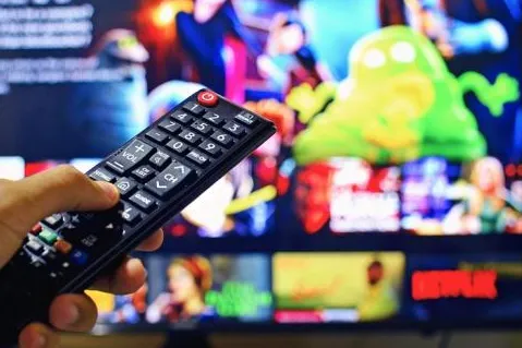 control,tv,netflix