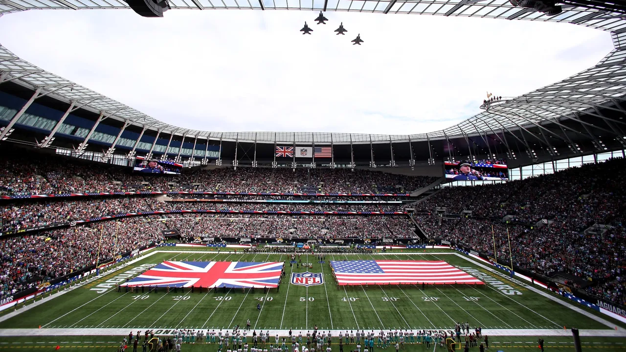 La Liga Nacional de Fútbol Americano (NFL) inicia su gira europea con un encuentro