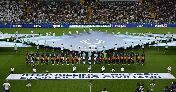 pancarta uefa