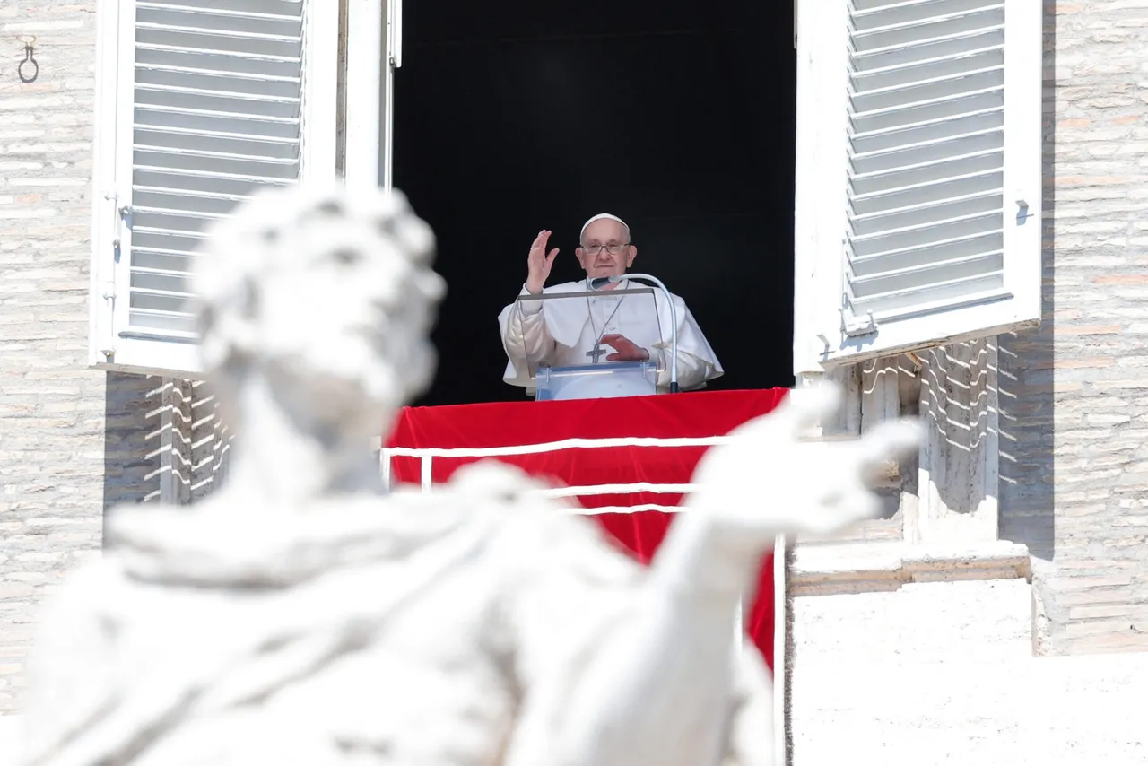 Pope Francis leaves for Canada journey