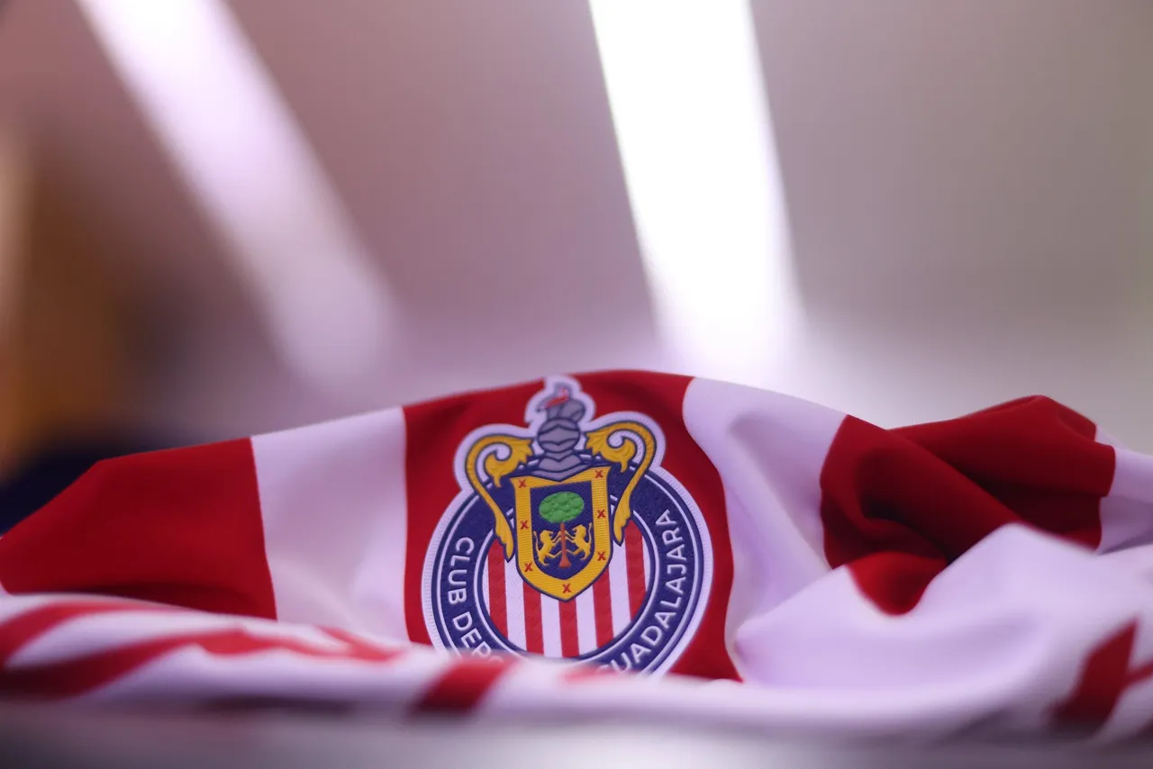 playera de chivas