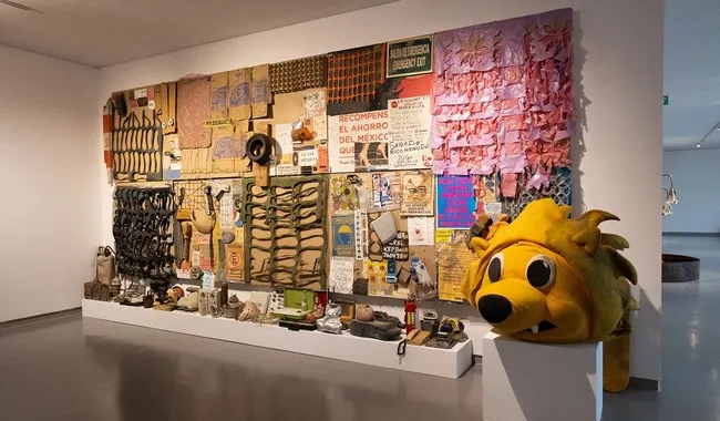 El Museo de Arte Carrillo Gil exhibe la muestra &#8220;manual intuitivo. No usar saliva ni soplar sobre las piezas&#8221;