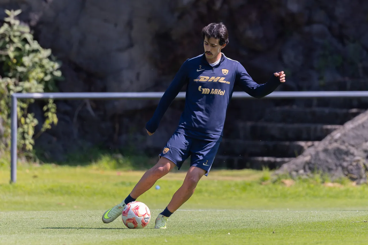 pumas practican