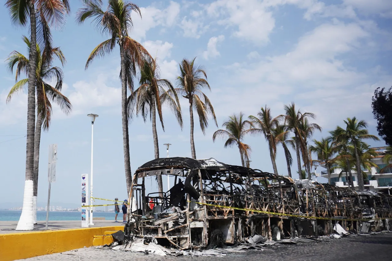Ciudadanos y empresarios buscan paz tras la muerte de “El Mencho”