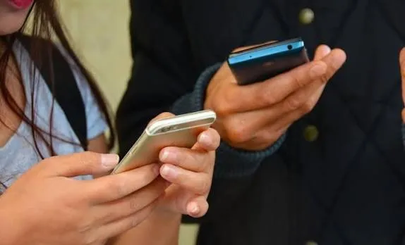 Meta enfrenta acuerdo millonario por demandas relacionadas con menores