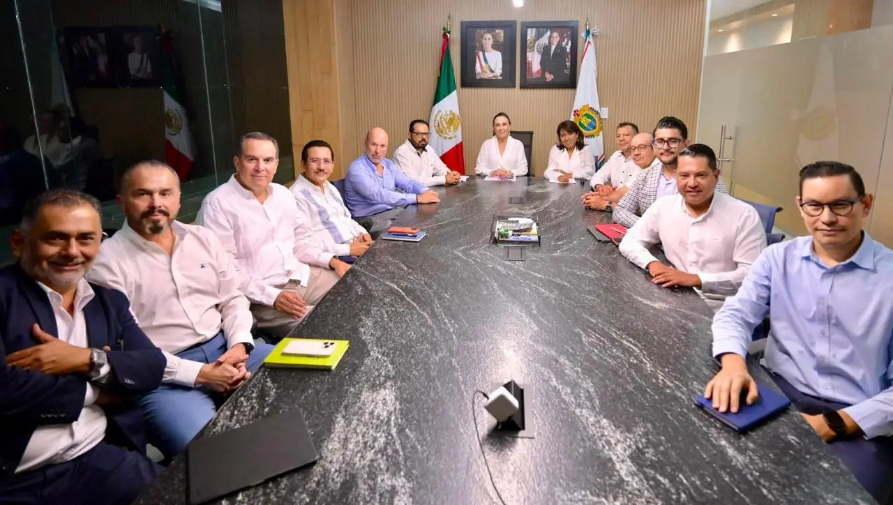 Reunión entre gobierno de Veracruz y la Sagarpa por ingenio "San Pedro"
