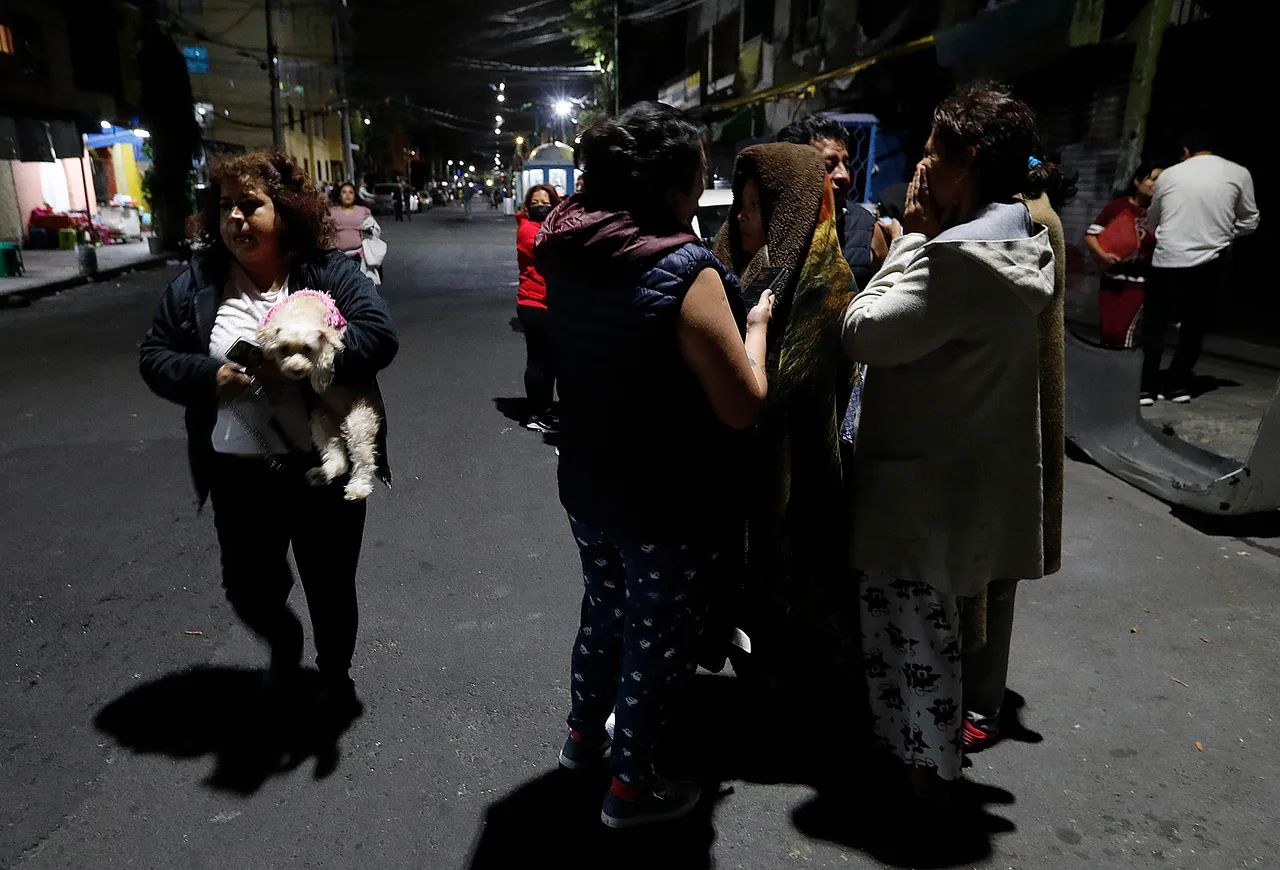 Un temblor de magnitud 6,9 activa la alerta sísmica en México