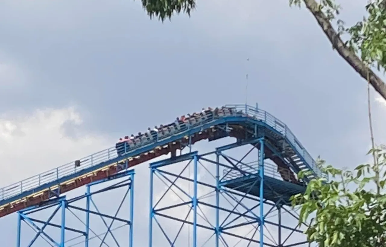 sixflags