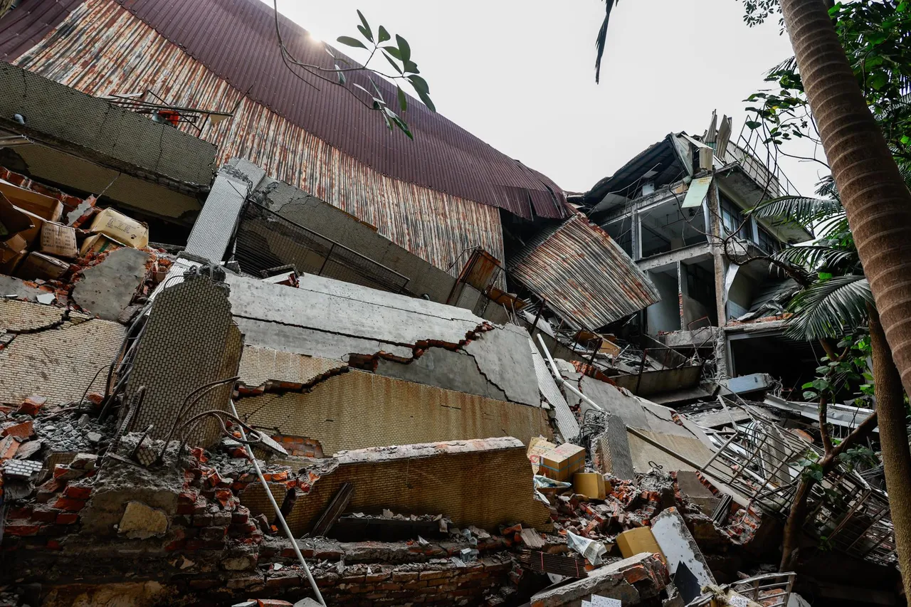 Secuelas del terremoto de magnitud 7,5 cerca de Hualien