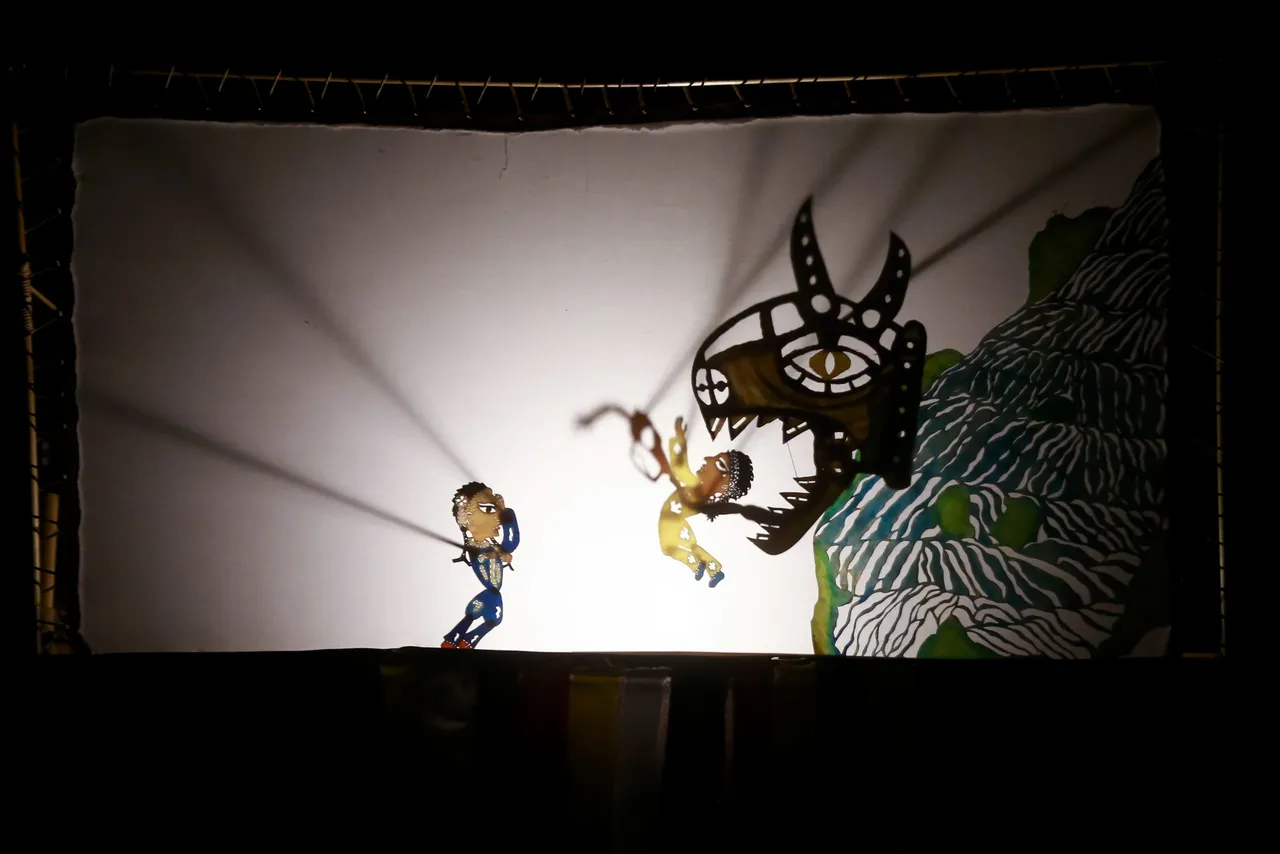 El suicidio y la resistencia indígenas protagonizan obra de teatro en México