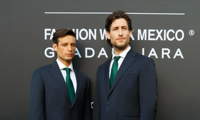 traje