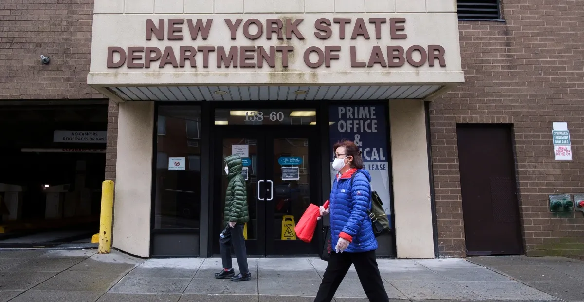 El desempleo en EEUU cae al 4,2 % pero se crean menos puestos de lo esperado