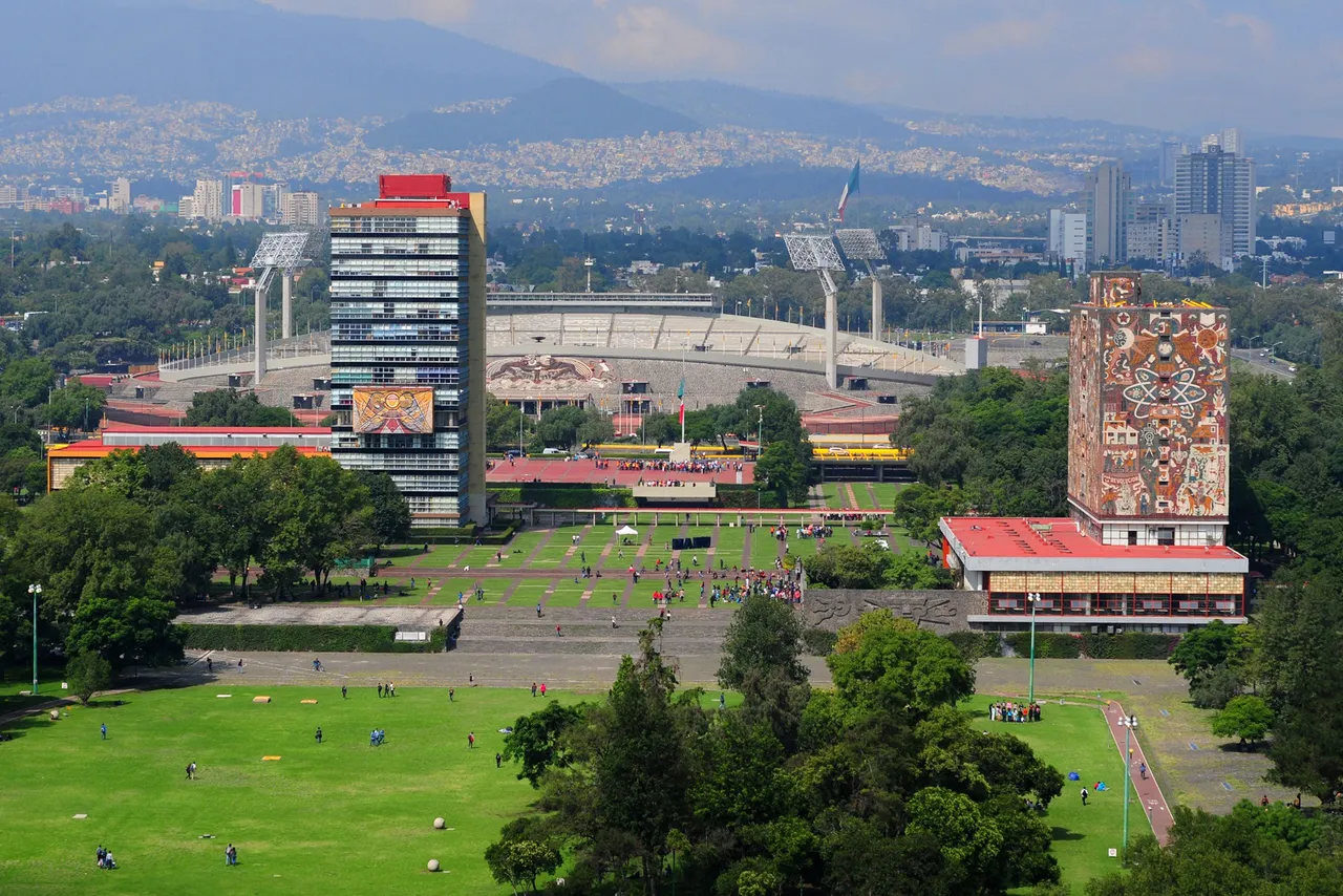 unam