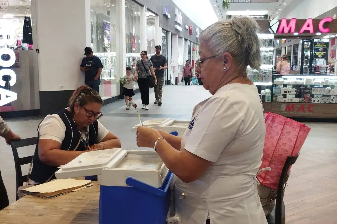 CDMX instala módulos de vacunación contra el sarampión en toda la ciudad