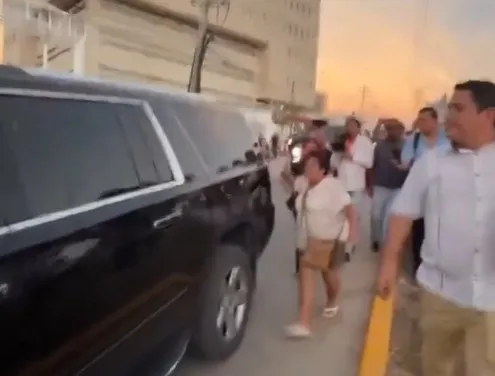 Vecinos señalan a mujer que encaró a la presidenta Claudia Sheinbaum | IMAGEN CAPTURA DE PANTALLA REDES SOCIALES 