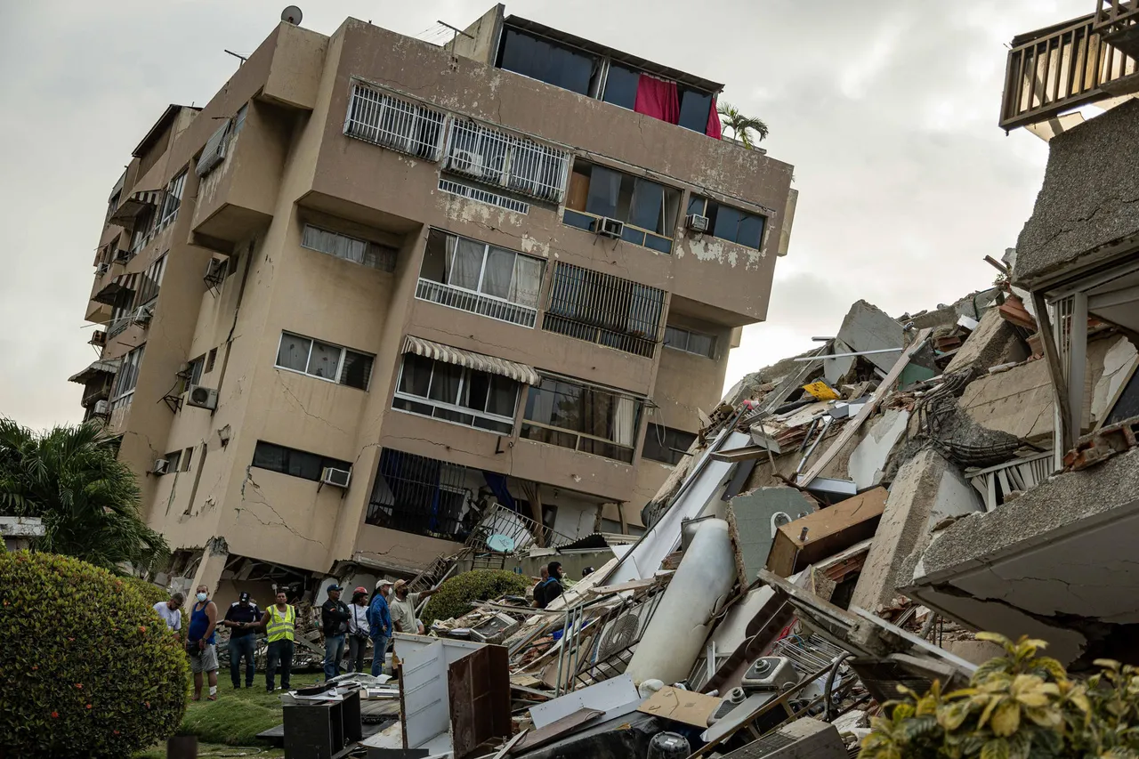 Suben a 1.430 los muertos en Venezuela y llega maquinaria con esperanza de salvar vidas