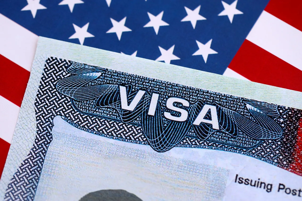 Cancelación de visa a Andy López Beltrán desata choque entre Morena y oposición