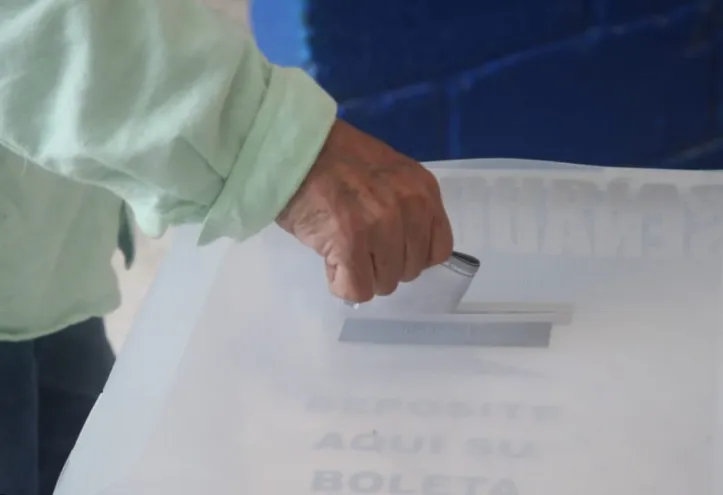 Destaca INE la participación de mexicanas y mexicanos en simulacros de voto electrónico